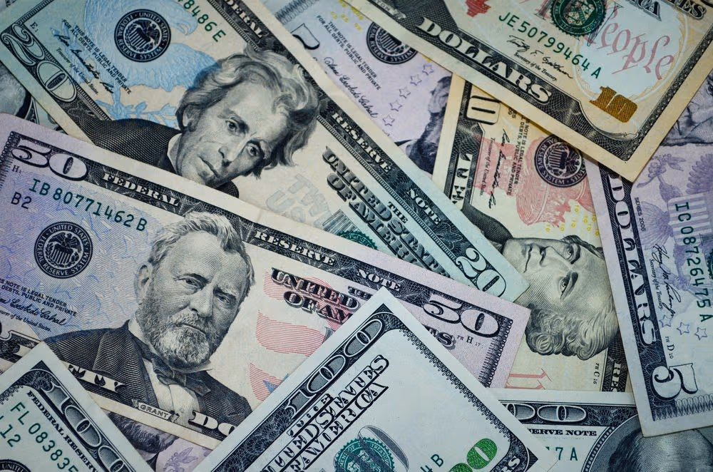 This $7T Cash Pile Could Fuel the Next Rally in Bitcoin And Altcoins